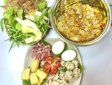 LẨU RIÊU CUA BẮP BÒ